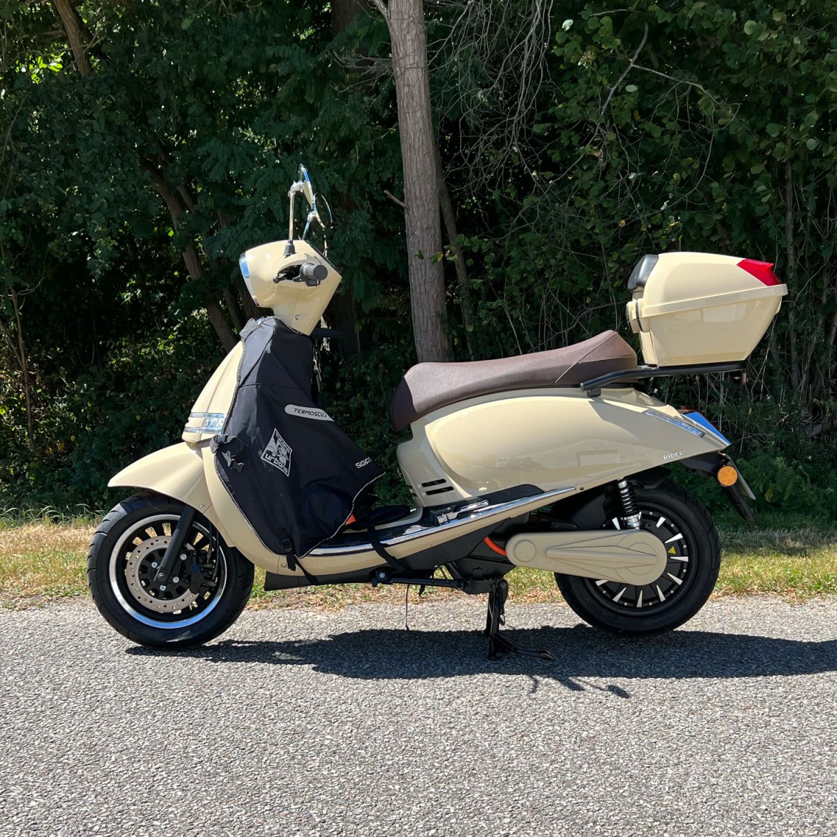 Rider 5000W 2022 Beige – occasion 50 km avec top case et tablier Tucano R151x – Image 7